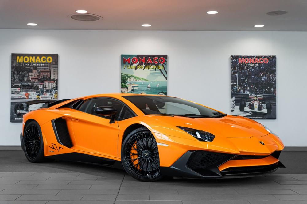  2015 Lamborghini Aventador LP750-4 SV Coupe ULEZ