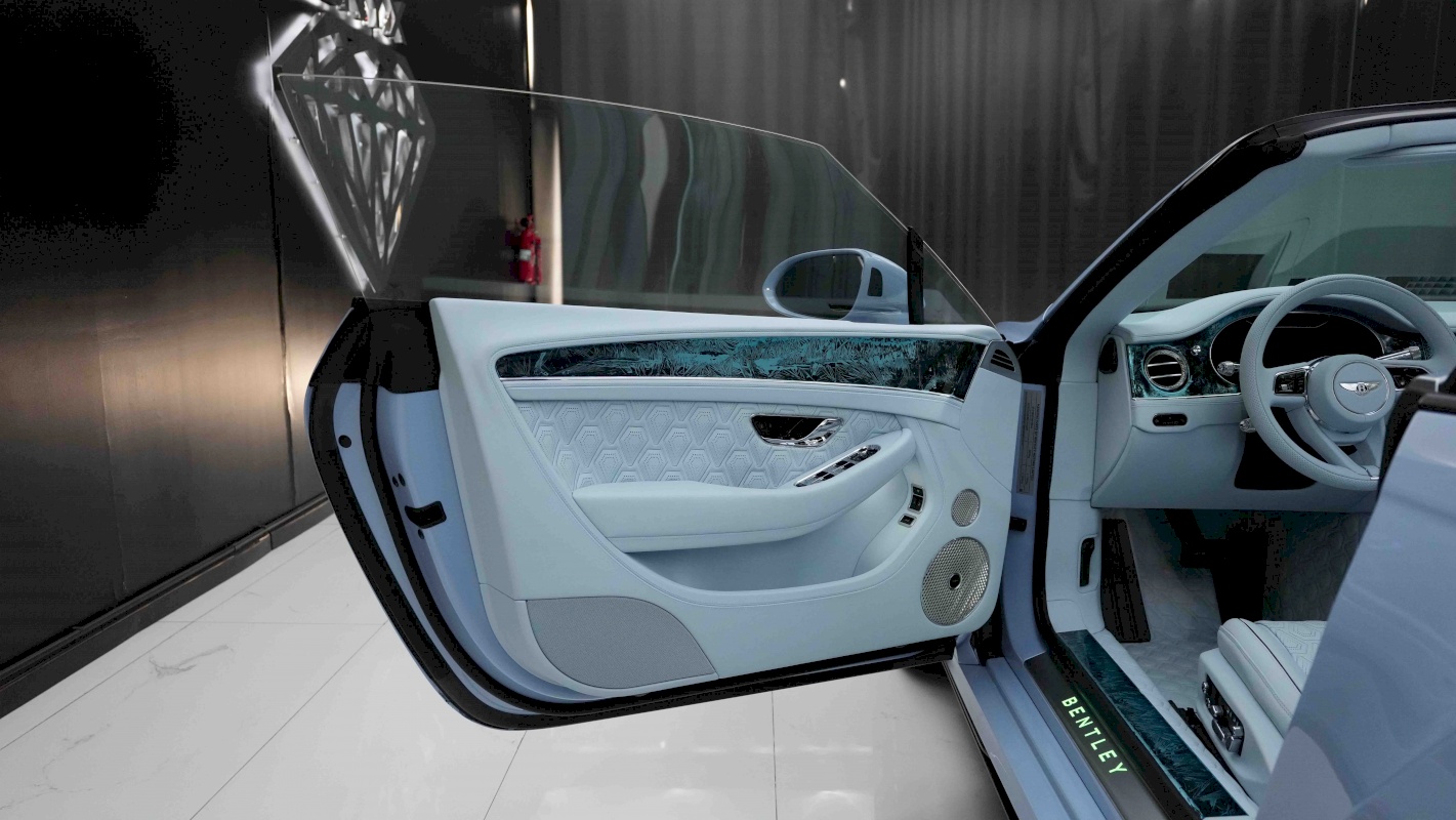 2024 Bentley Continental GTX II Onyx Concept