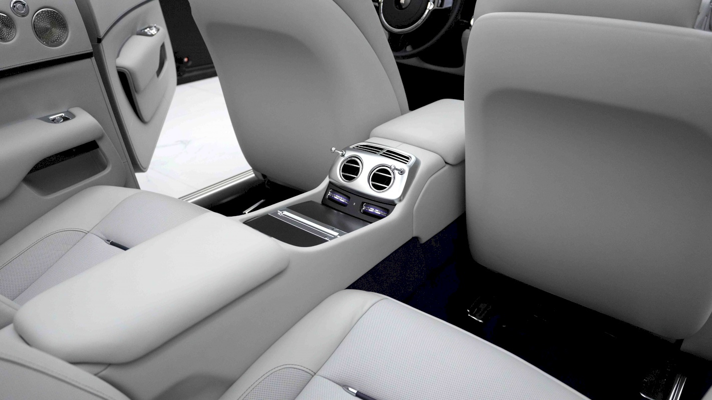 2022 Rolls Royce Dawn Onyx Concept