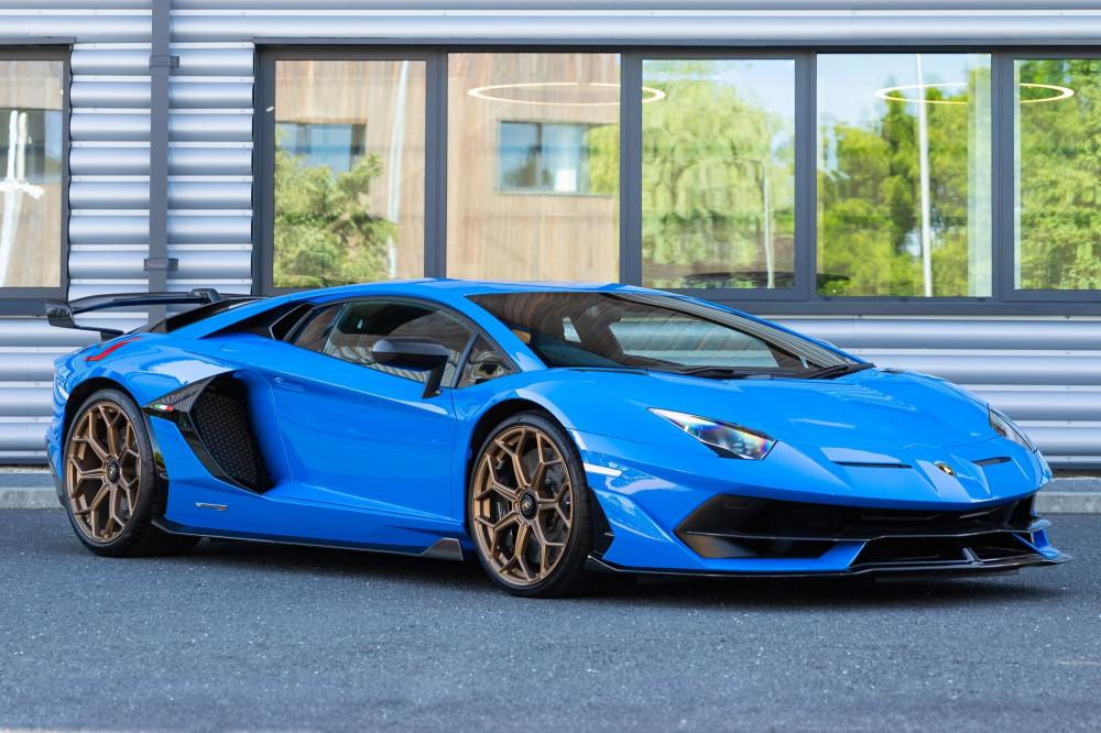 2019 Lamborghini Aventador SVJ