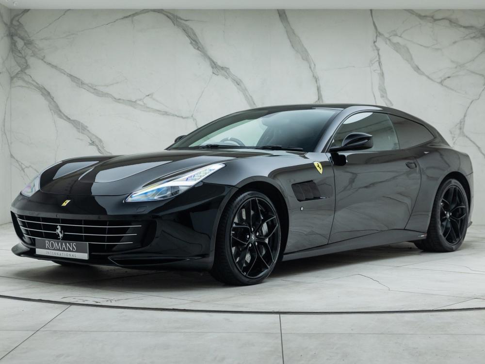 Ferrari GTC4 Lusso T