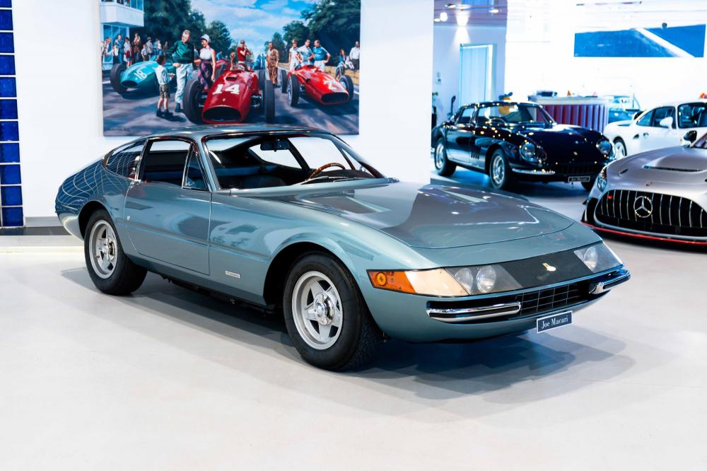 Ferrari 365 GTB/4 Daytona LHD