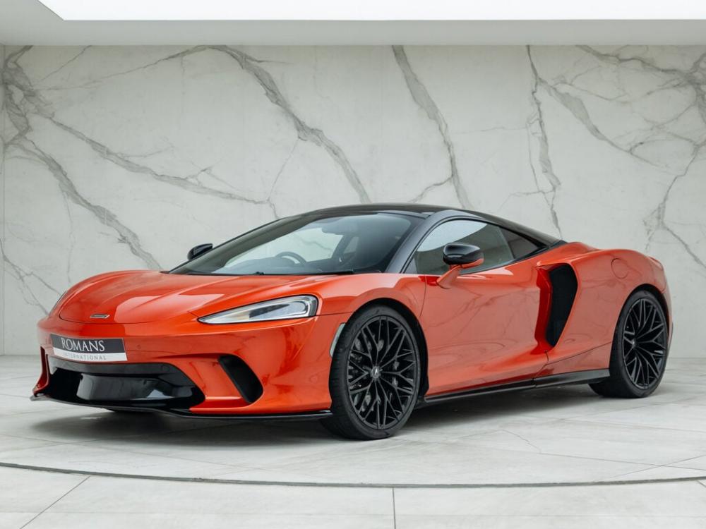 McLaren GT 
