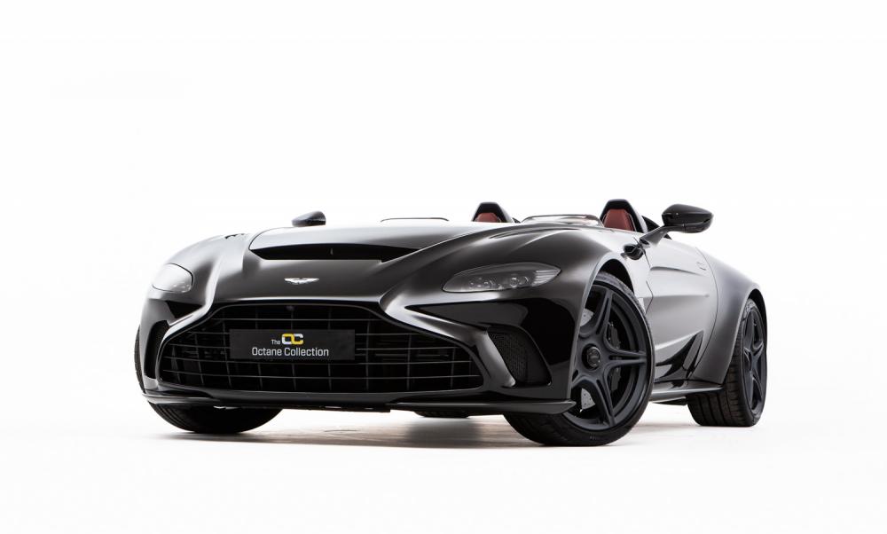 Aston Martin V12 Speedster