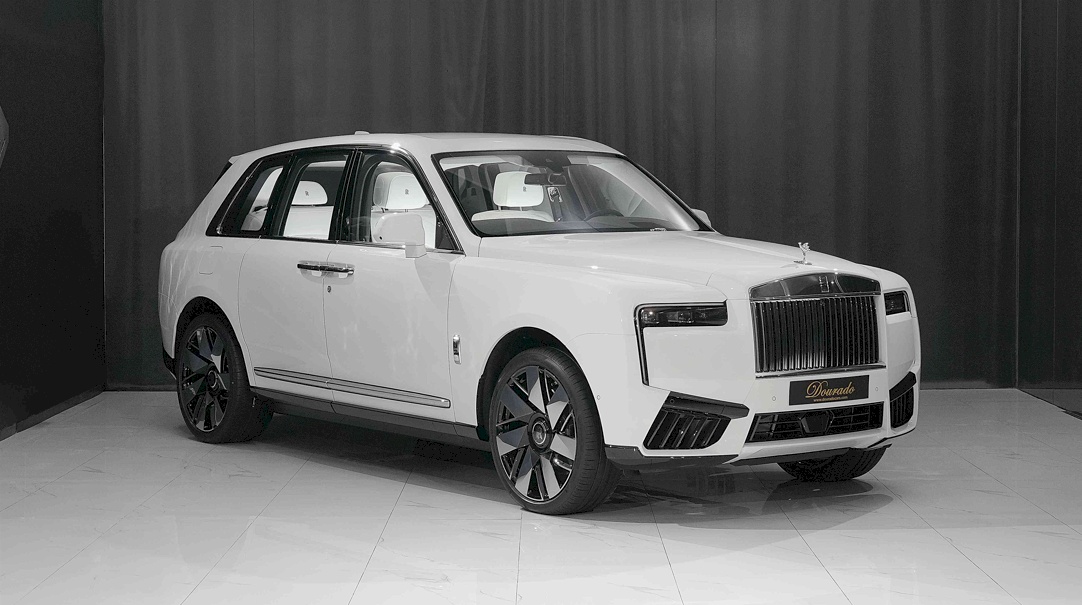 2025 Rolls Royce Cullinan Series II