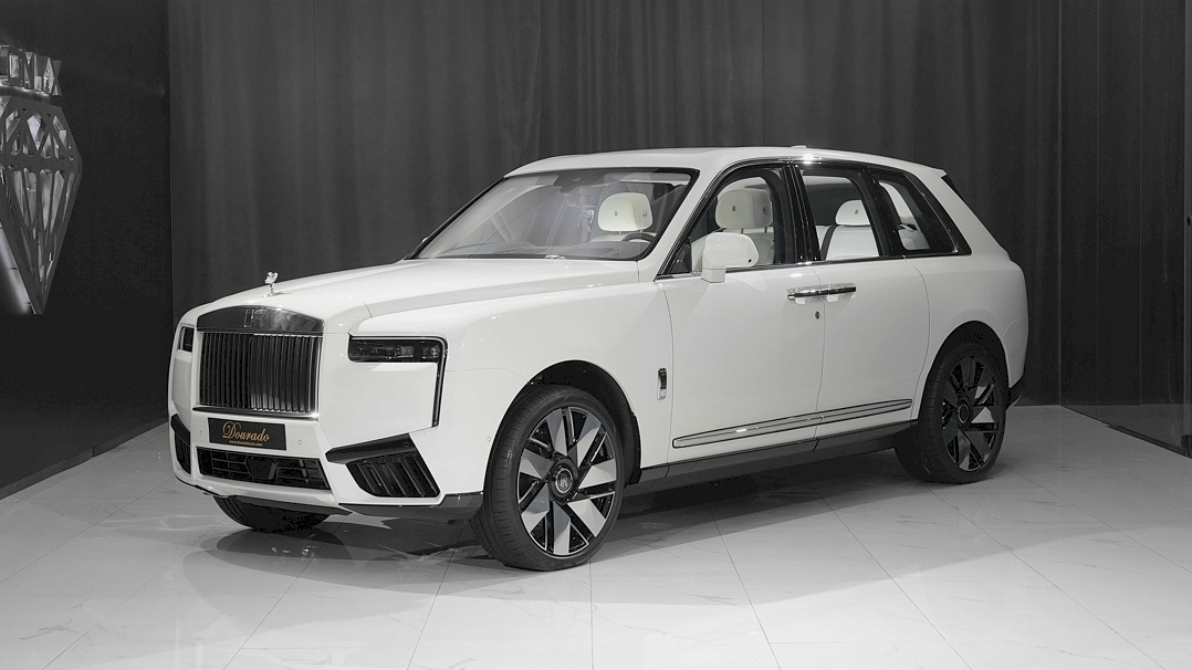 2025 Rolls Royce Cullinan Series II