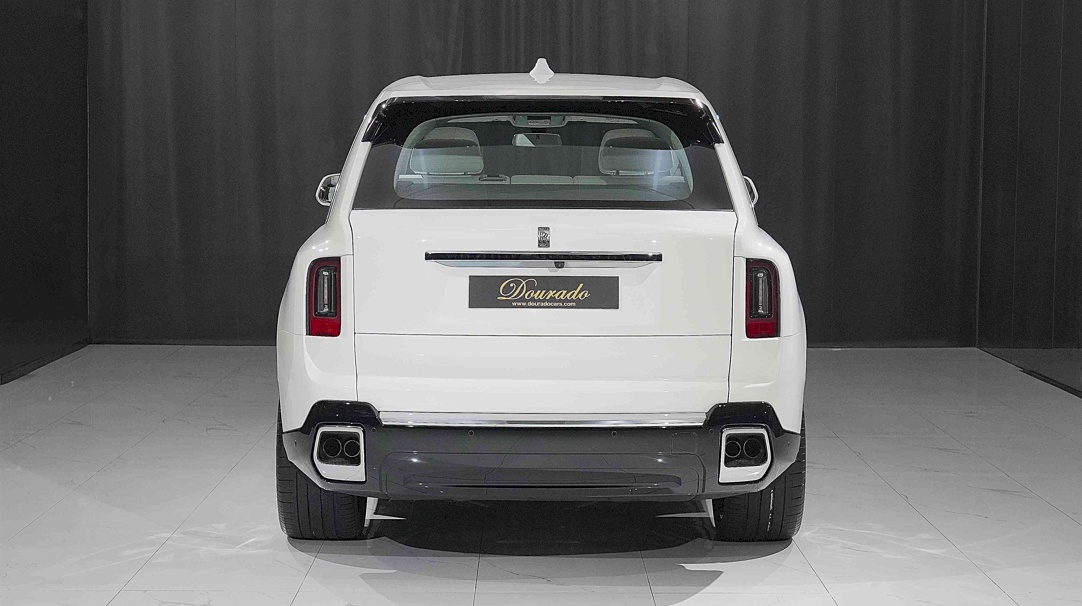 2025 Rolls Royce Cullinan Series II