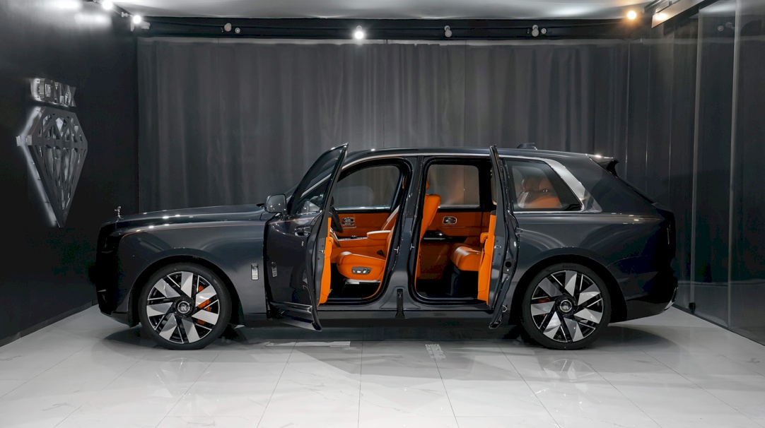 2025 Rolls Royce Cullinan Series II
