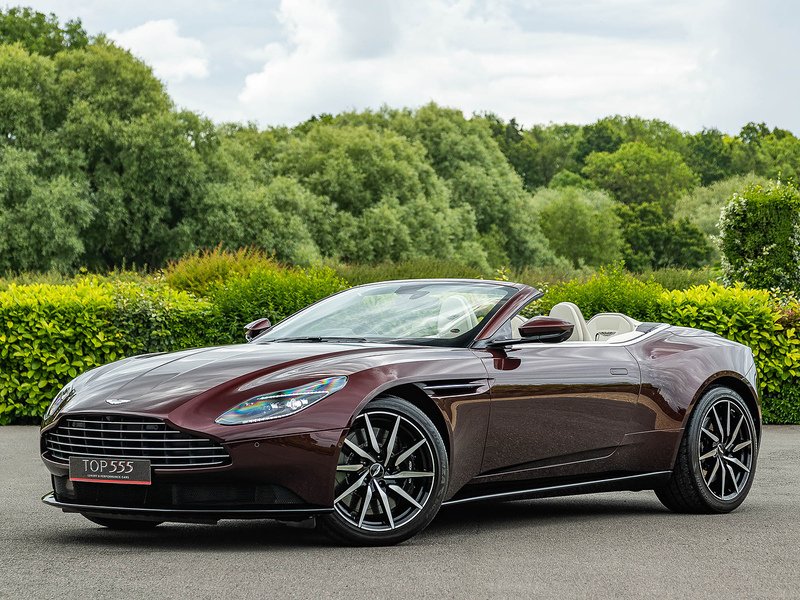                      Aston Martin DB11 V8 Volante 4.0 - 2022 Model (528 BHP)                