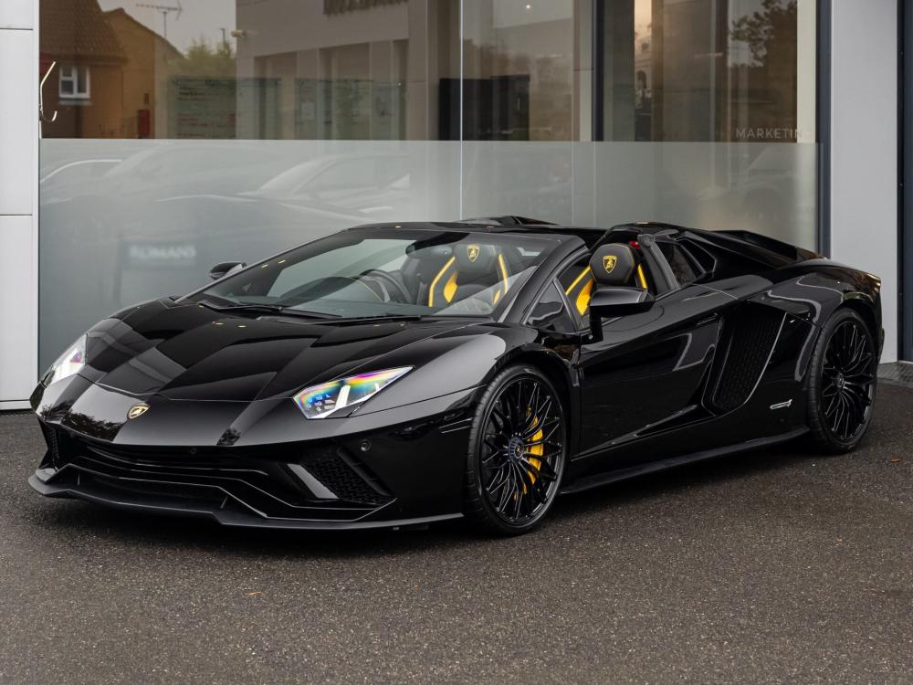 Lamborghini Aventador LP 740-4 S ROADSTER