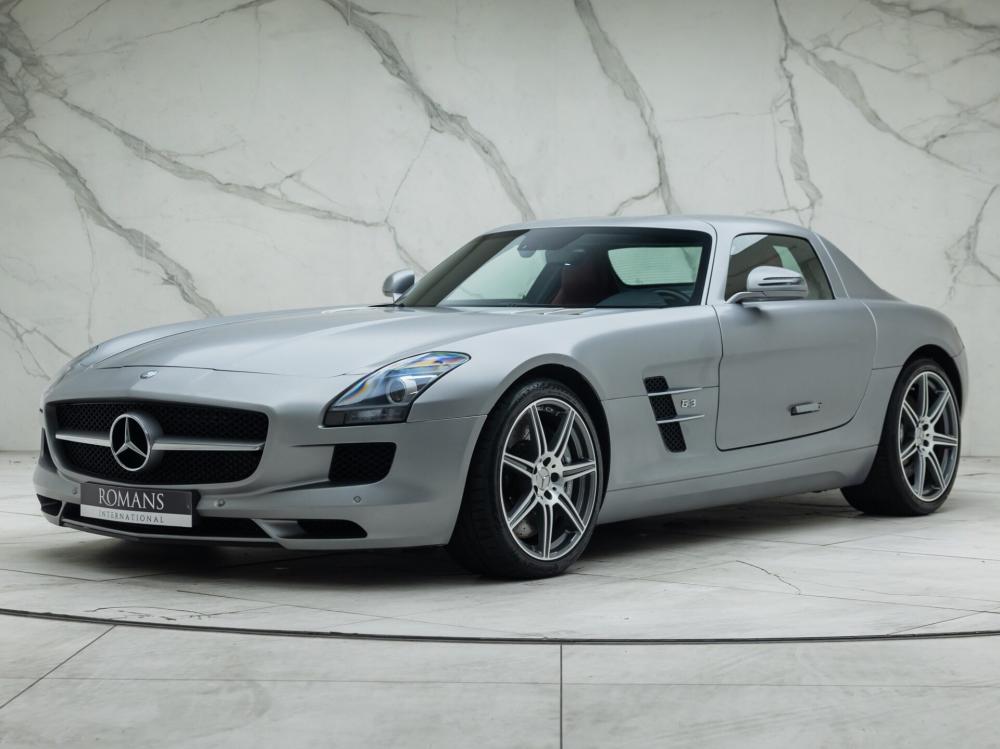 Mercedes-Benz SLS AMG