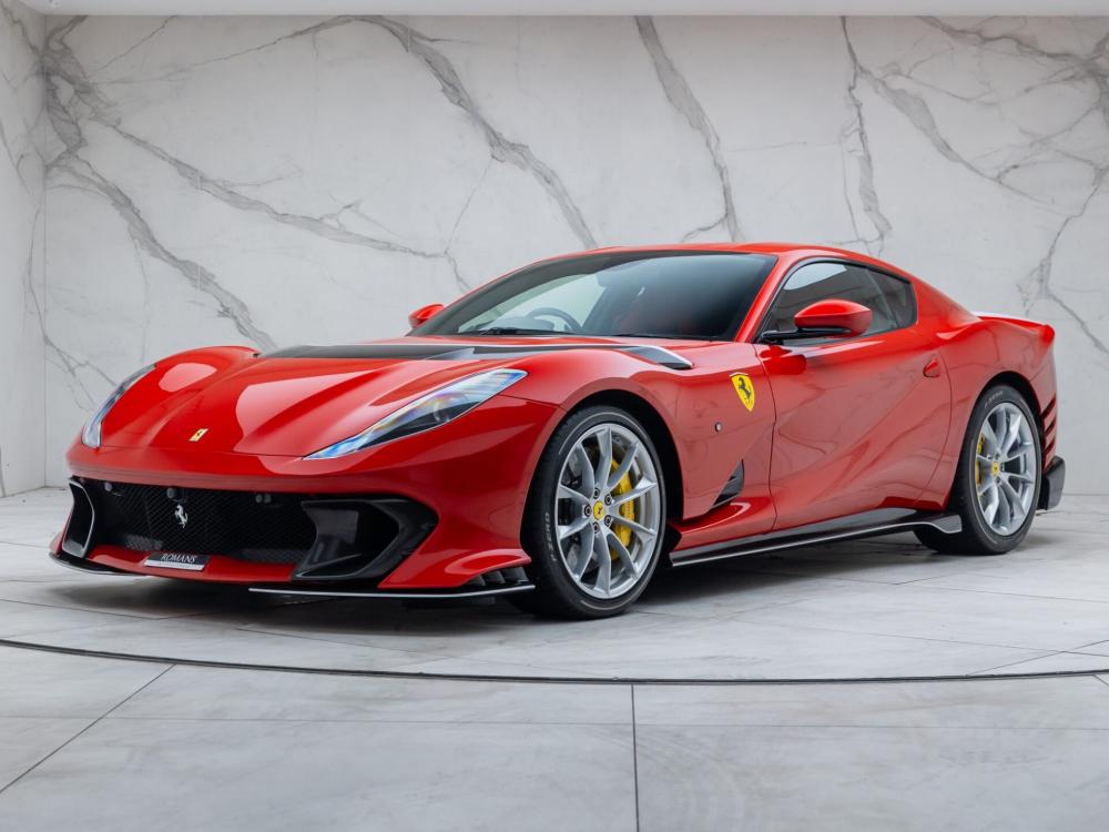 Ferrari 812 Competizione 