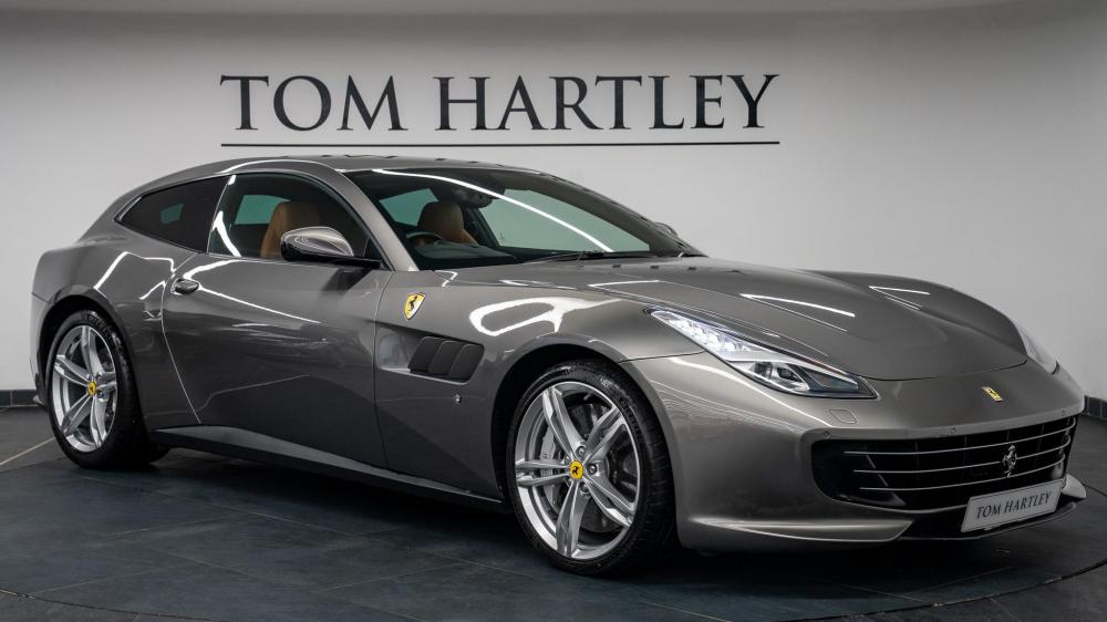 2017/17 Ferrari GTC4 Lusso V12