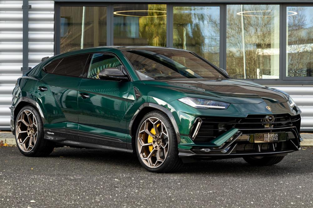 2024 Lamborghini Urus Performante