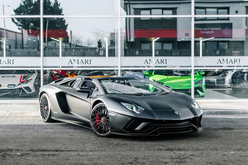 Lamborghini Aventador S Roadster LP 740-4 for Sale