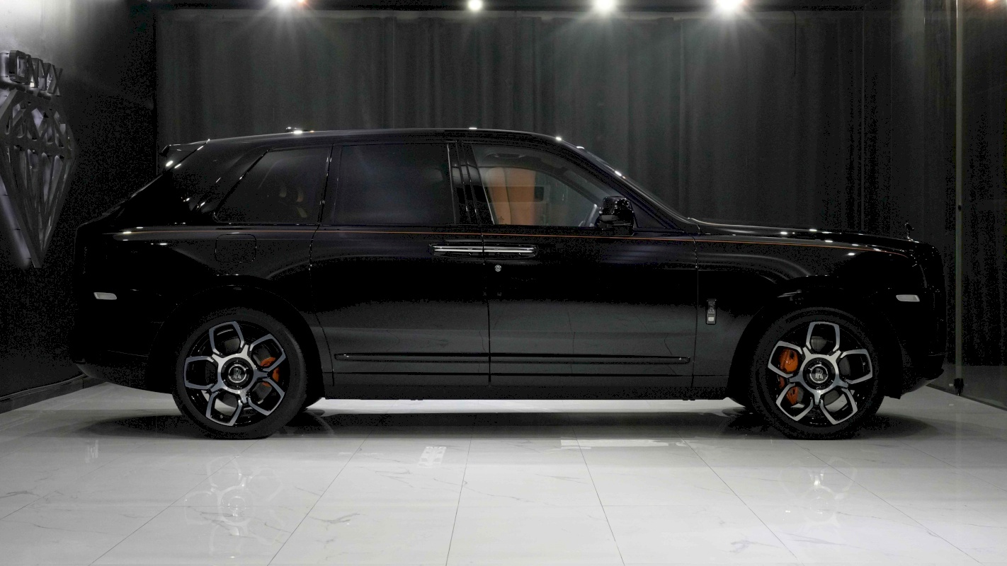 2022 Rolls Royce Cullinan Black Badge