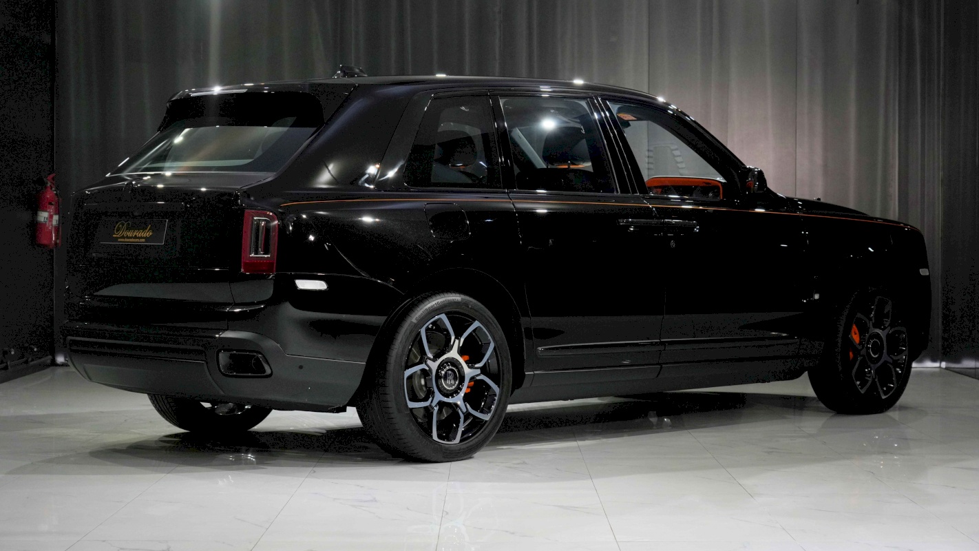 2022 Rolls Royce Cullinan Black Badge