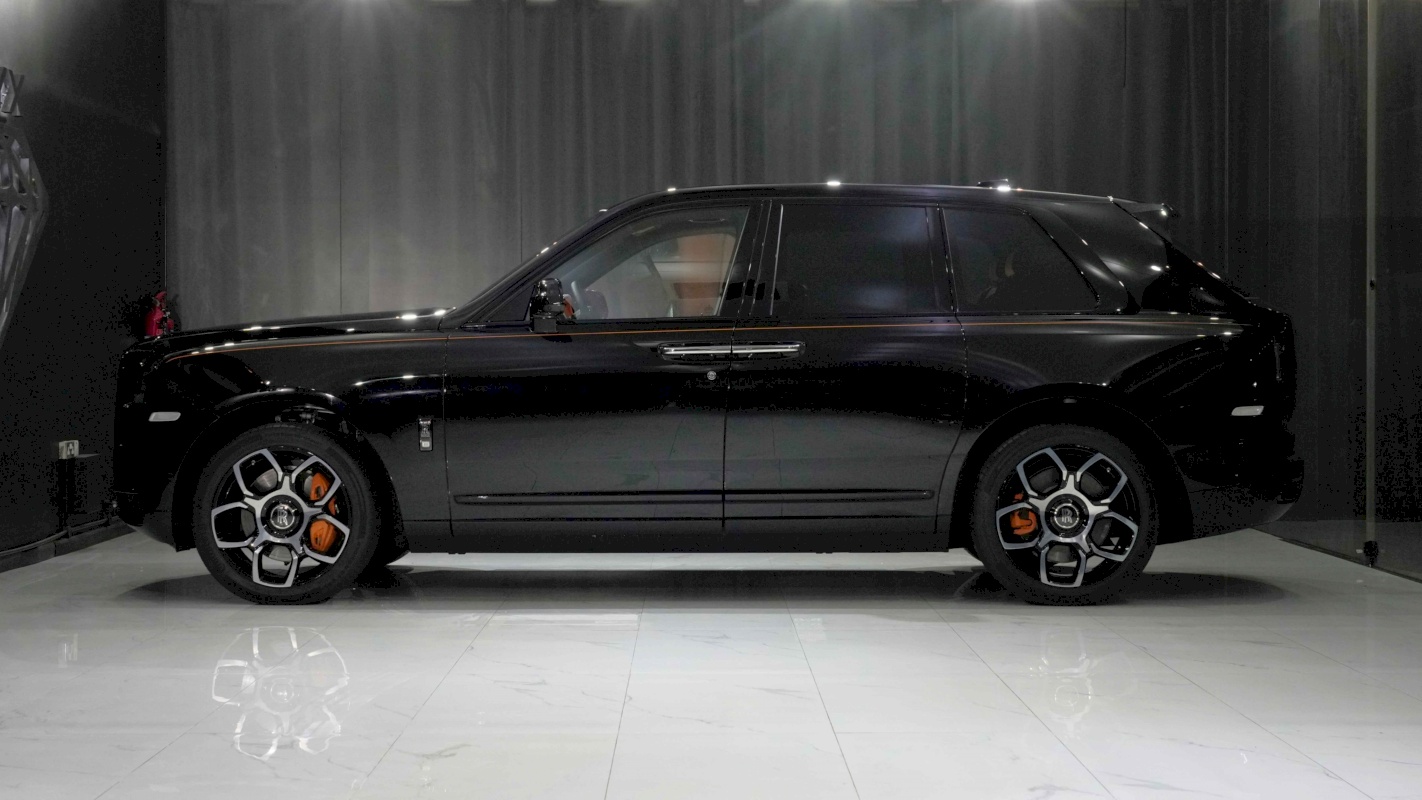 2022 Rolls Royce Cullinan Black Badge