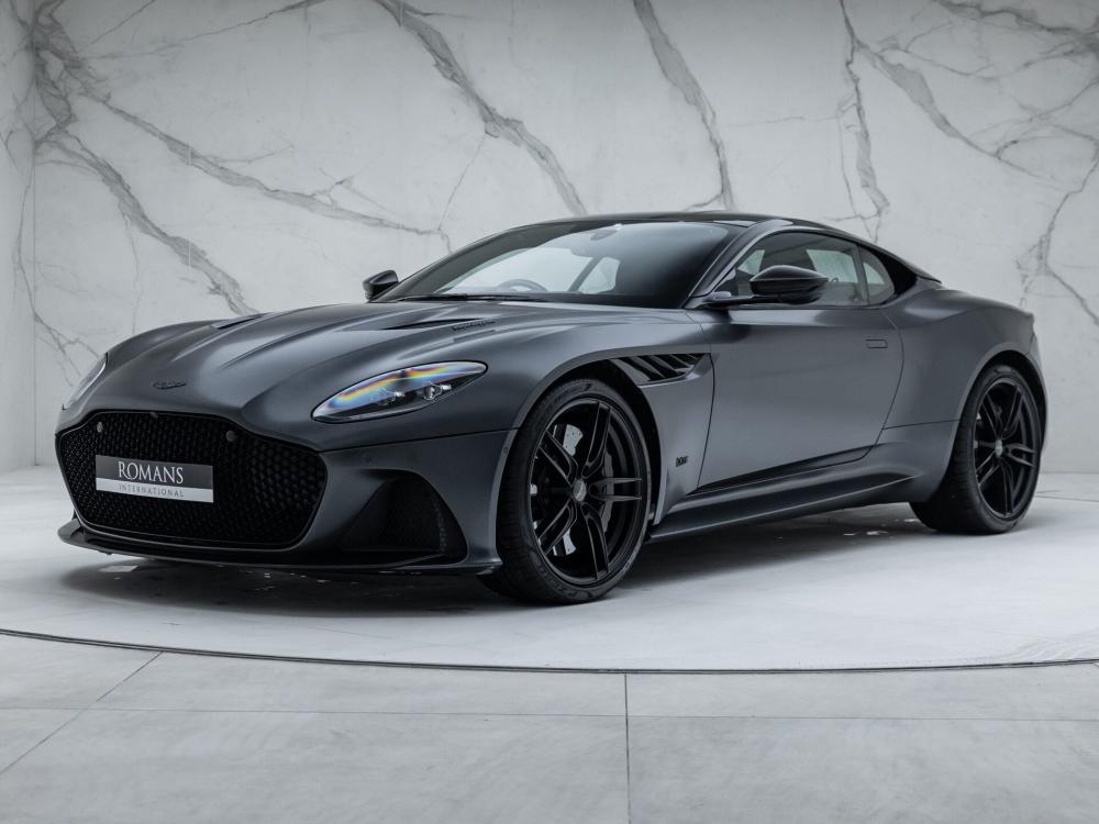 Aston Martin DBS Superleggera 