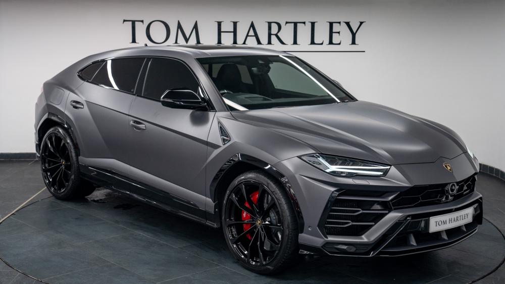2018/68 LAMBORGHINI Urus V8