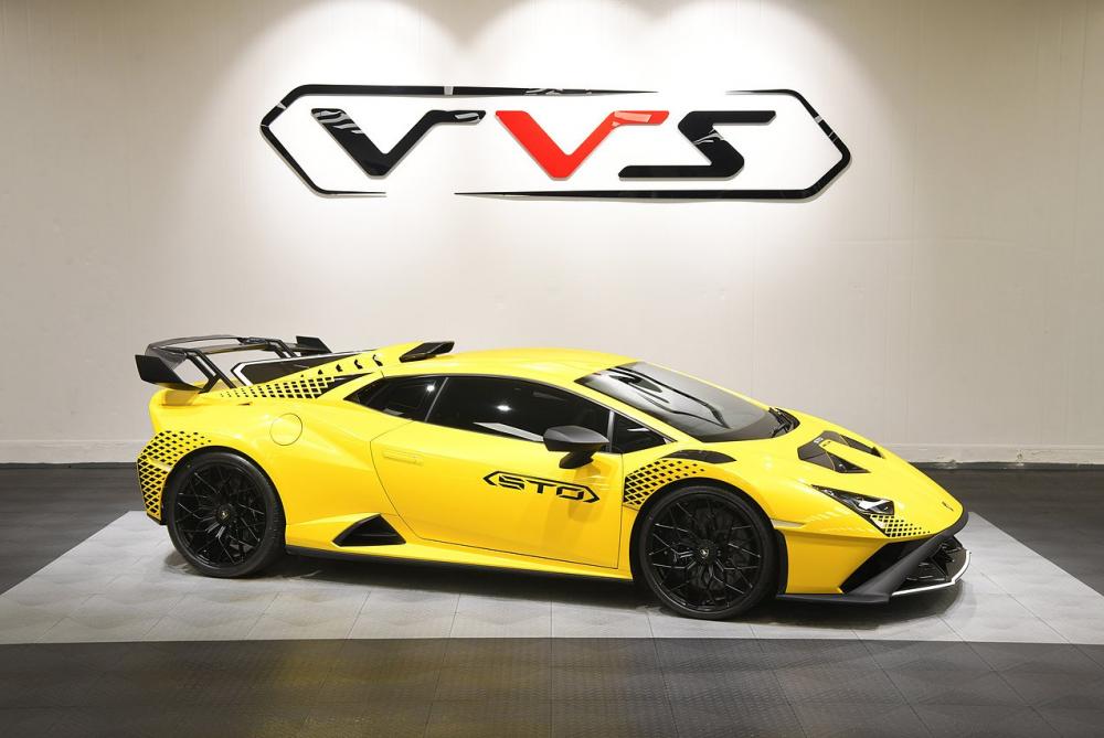 Lamborghini Huracan Sto  