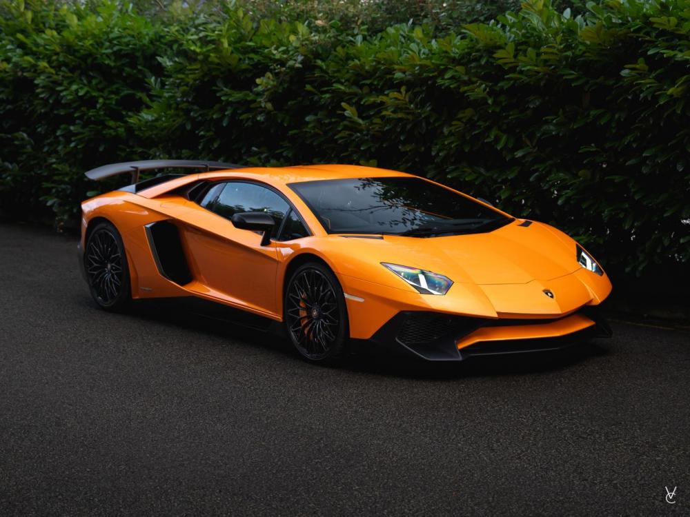 Lamborghini Aventador 6.5 V12 LP 700-4 Coupe 2dr Petrol ISR 4WD Euro 5 (700 bhp)