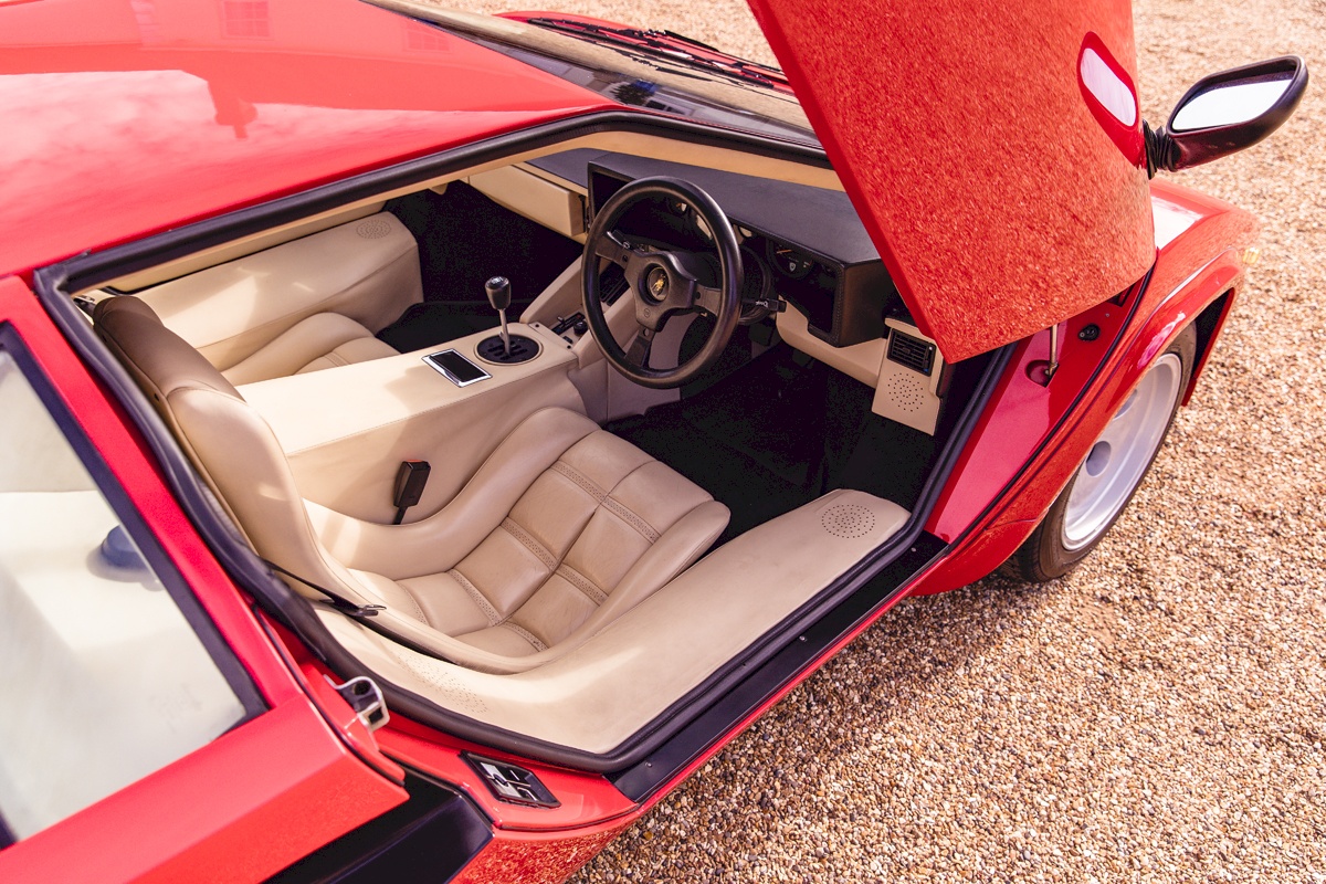 1987 Lamborghini Countach 5000QV Downdraught