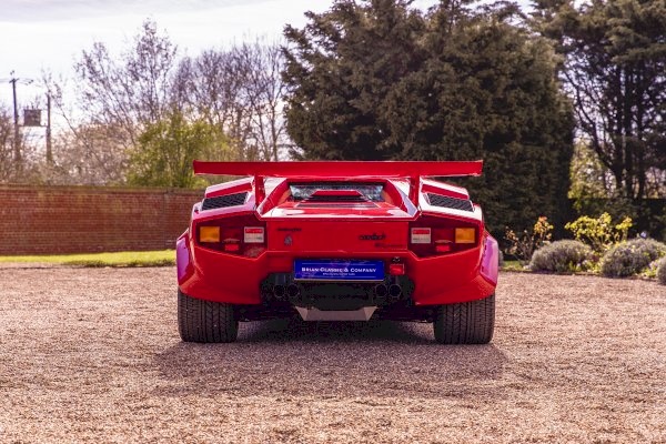 1987 Lamborghini Countach 5000QV Downdraught