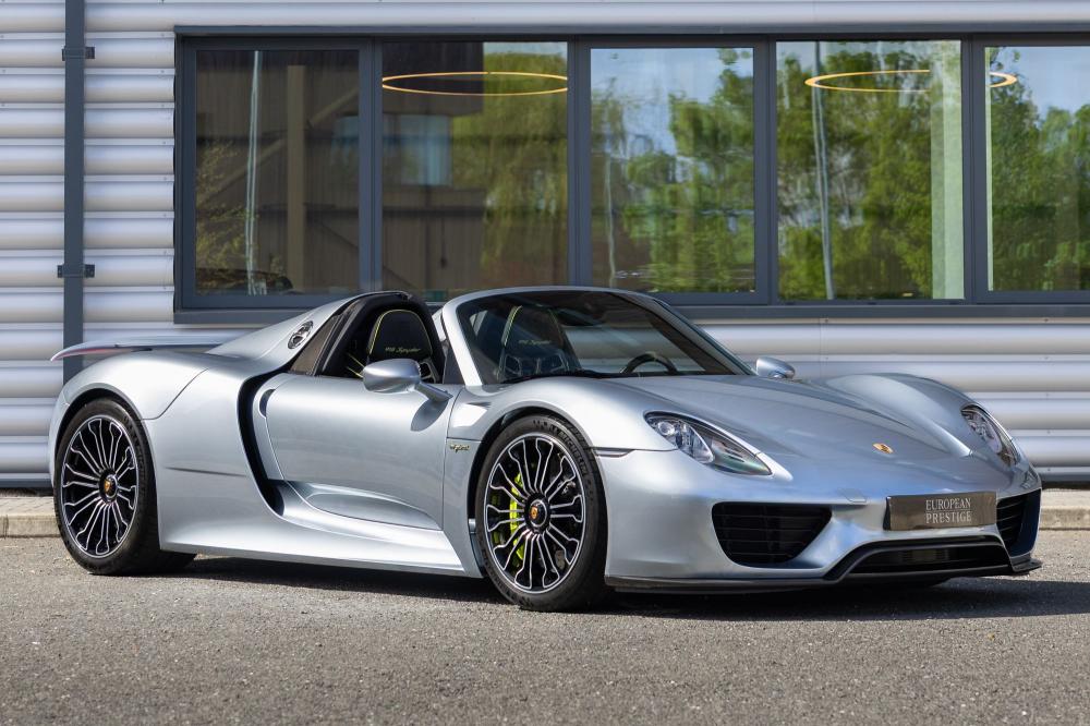 2015 Porsche 918 Spyder