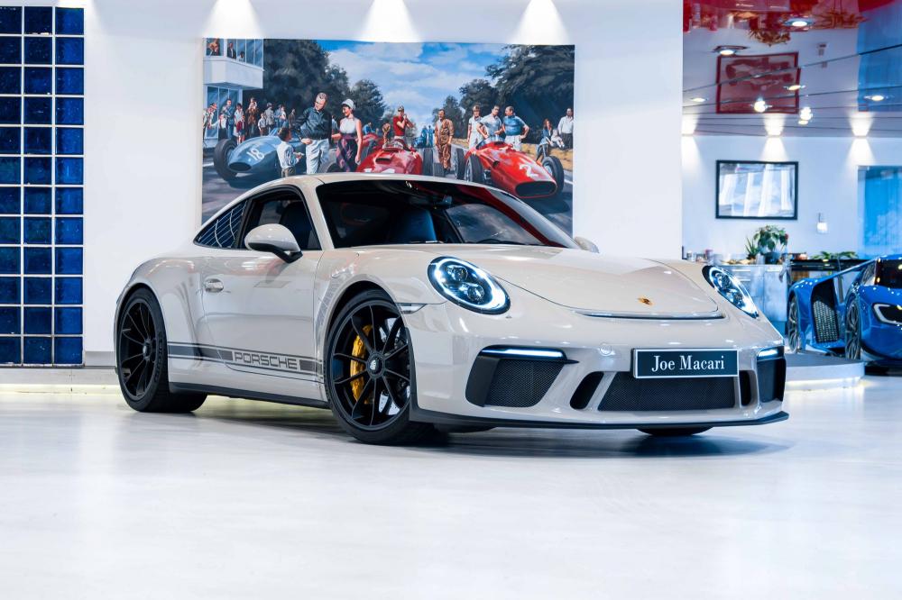 Porsche 991.2 GT3 Touring LHD