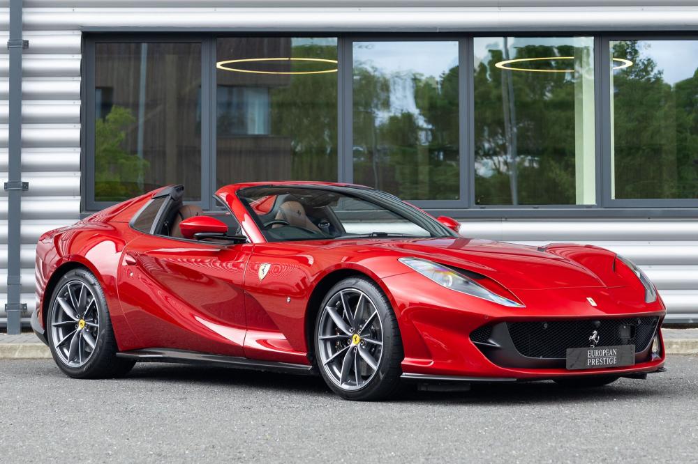 2021 Ferrari 812 GTS