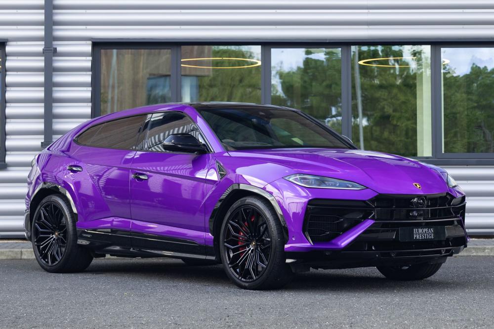 2025 Lamborghini Urus SE