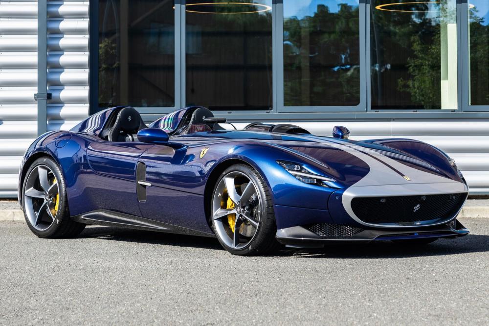 2022 Ferrari Monza SP2