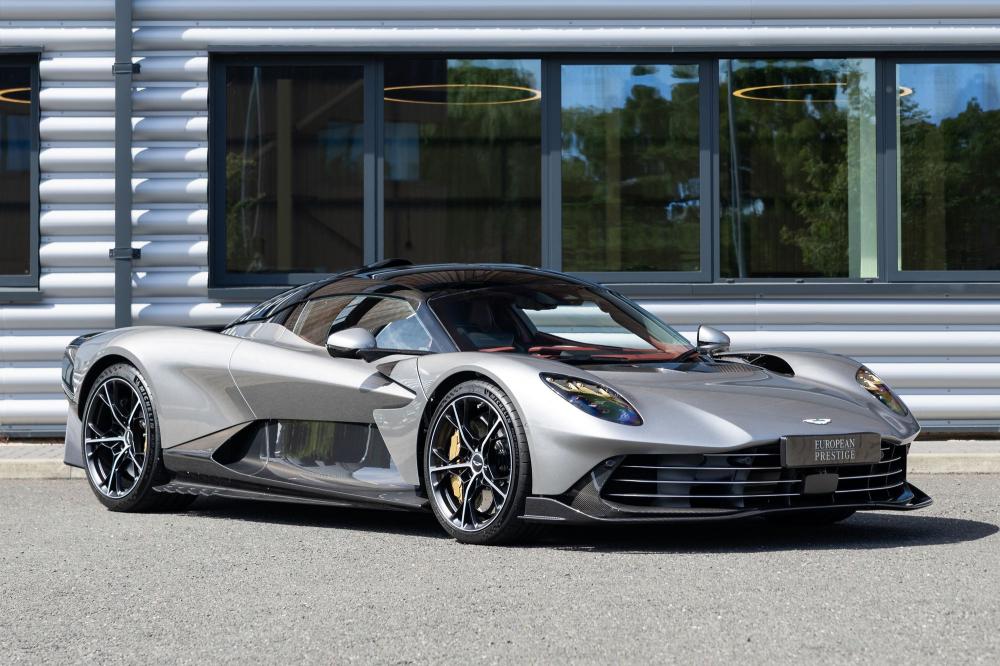 2026 Aston Martin Valhalla