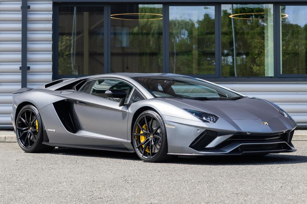 2018 Lamborghini Aventador S