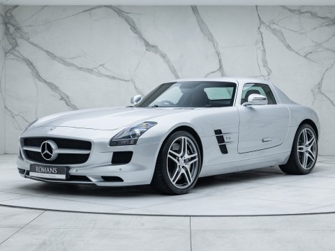 Mercedes-Benz SLS AMG